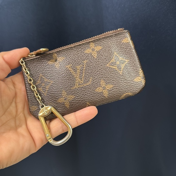 🤎LV Key Pouch - Picture 12 of 13